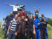 بالصور: شباب من يافا ينظمون رحلة ترفيهية إلى أراضي روبين 